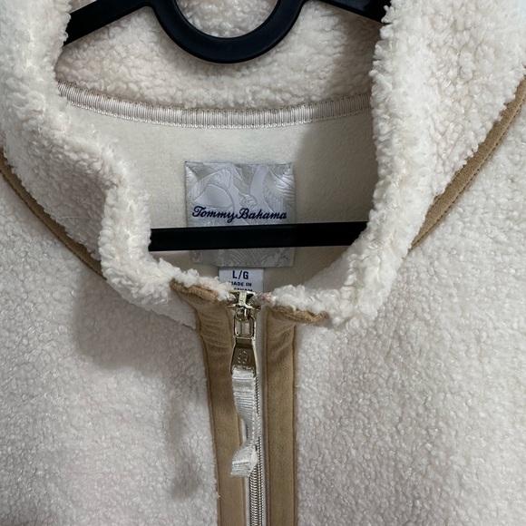 Tommy Bahama Faux Shearling Vest in Coconut L - Picture 6 of 9
